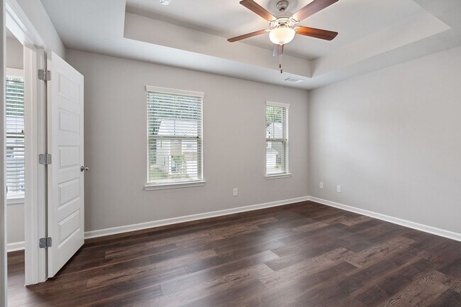 Foto del edificio - 4 bed / 2.5 bath in Gainesville! Retreat a...