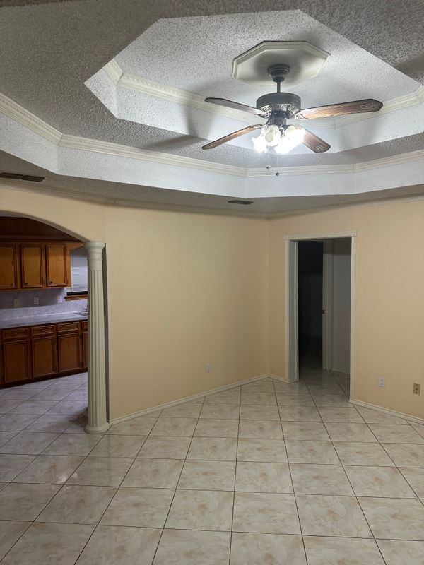 Building Photo - 1653 W San Marcelo Blvd