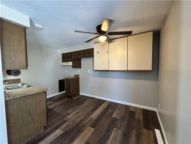 Foto del edificio - 98 View St