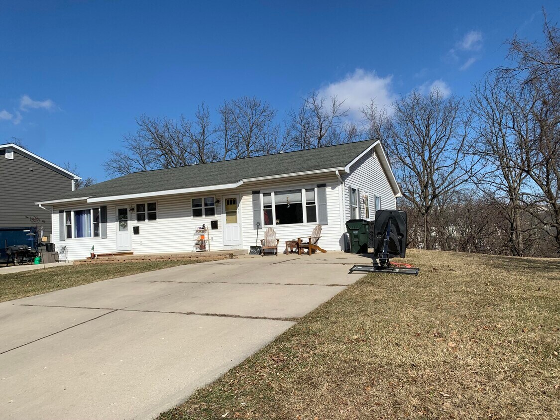 Foto del edificio - 401 Spring St