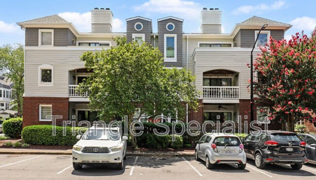 Foto del edificio - 1021 Brighthurst Dr