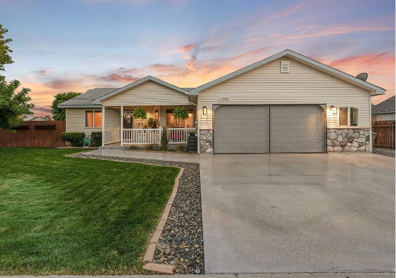 1043 NW Kloe St, Mountain Home, ID 83647 House Rental in Mountain
