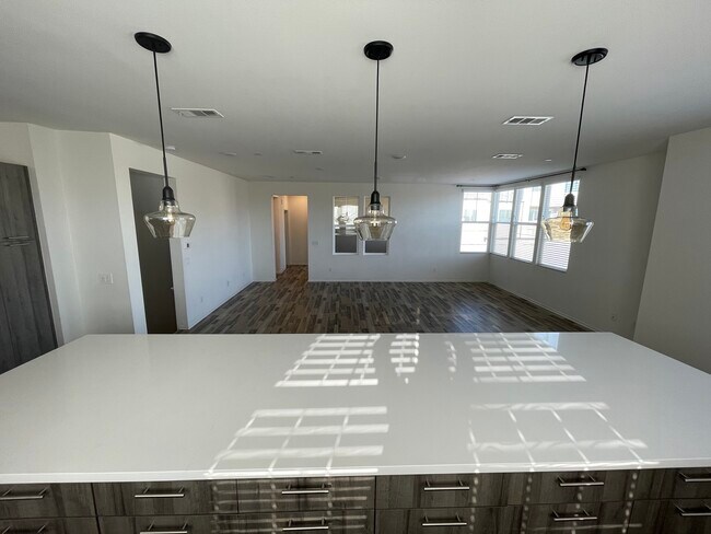 Sizeable Island - 5301 Calle Rockfish