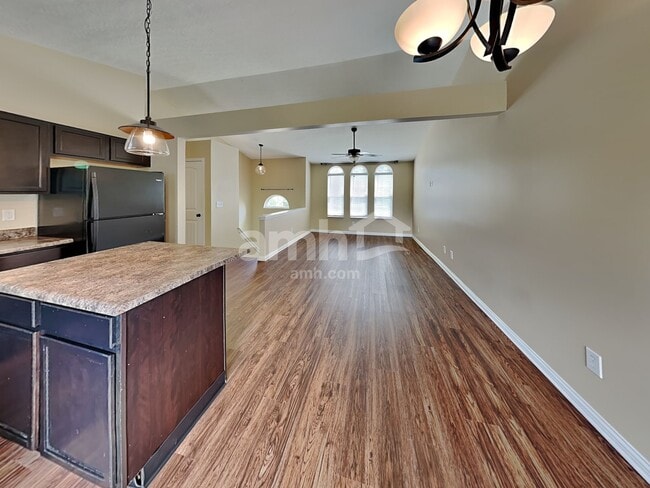 Building Photo - 10312 Stonewall Ct