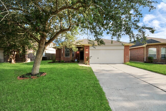 Foto del edificio - 21738 Sierra Long Dr