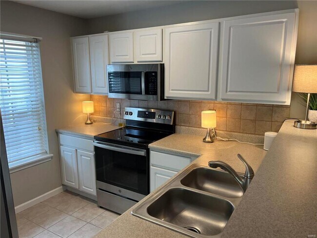 Foto del edificio - 1109 Arbor Creek Dr