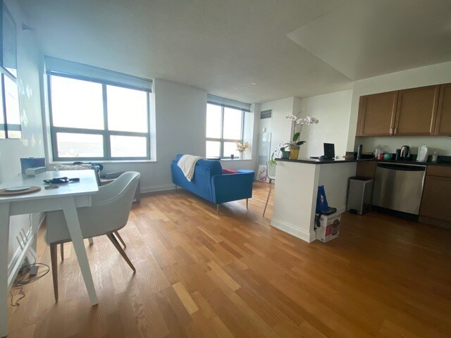 Foto principal - 474 N Lake Shore Dr