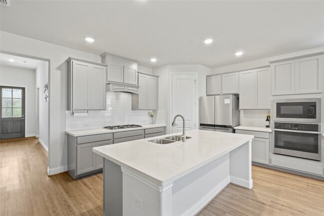 Foto del edificio - 3121 Sunnyside Dr