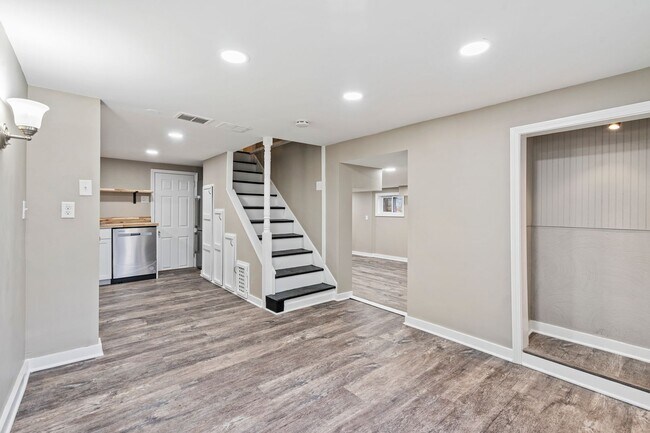 Foto del edificio - 2215 Lehigh St