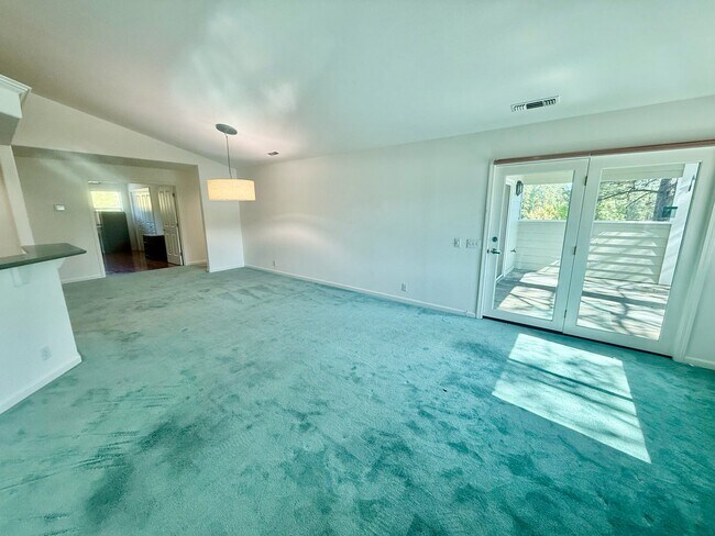 Building Photo - 133 Argall Way