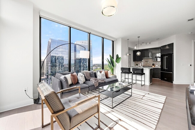 Foto del edificio - 1400 W Peachtree St NE