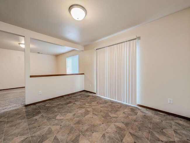 Foto del edificio - Beautiful 4 bed 2.5 bath home in Silver Lake!