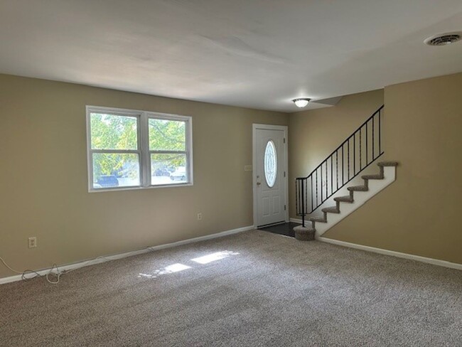 Building Photo - Middletown Area School District 3 Bed 1.5 ...