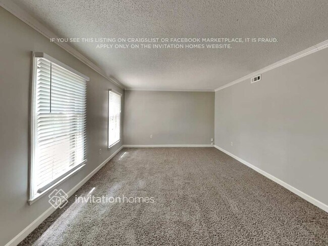 Foto del edificio - 5601 Flagstop Ct