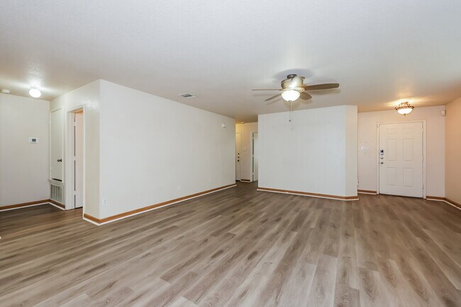 Foto del edificio - 9301 St Martin Rd