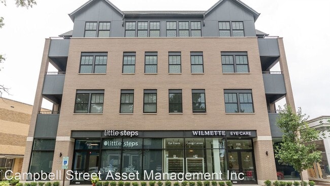 Building Photo - 1121 Greenleaf Ave