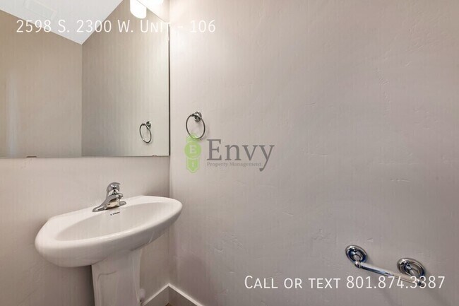 Foto del edificio - 2598 S 2300 W St