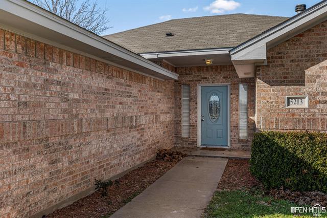 Building Photo - 5213 Northview Dr