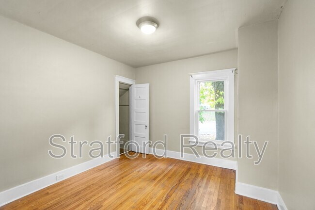 Foto del edificio - 180 S Collingwood Ave