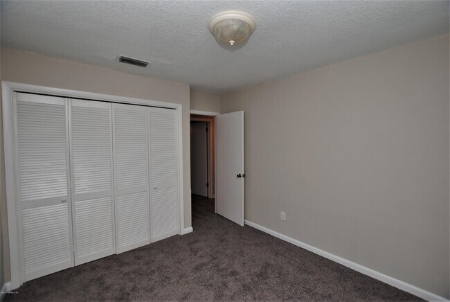 Building Photo - 1892 Sea Oats Dr