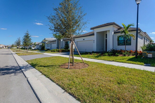 Building Photo - 9155 SW Esule Way