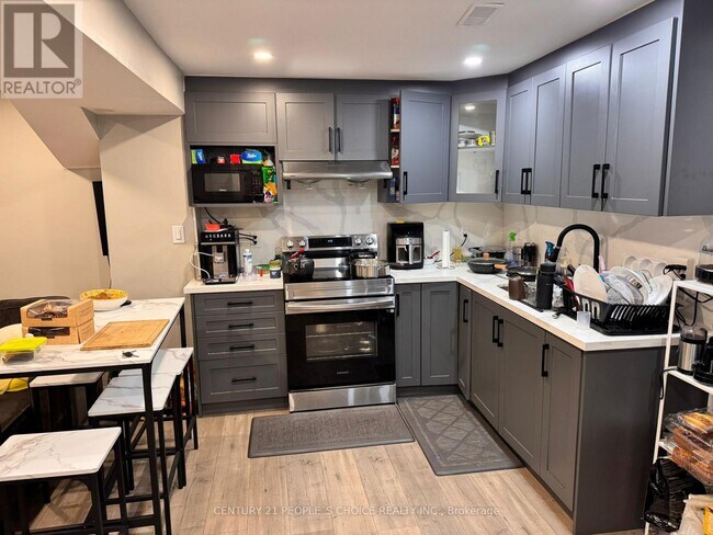 Photo du bâtiment - 1468 Ambercroft Ln