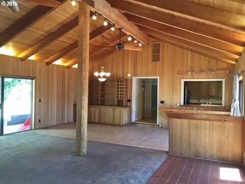 Building Photo - 817 E Jewett Blvd