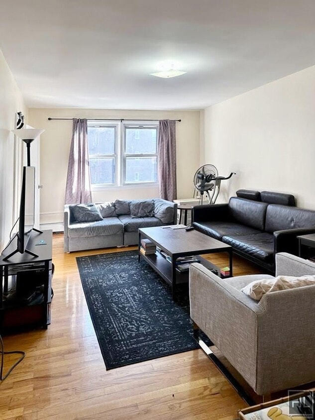 63 DRIVE Alquileres en Queens, NY