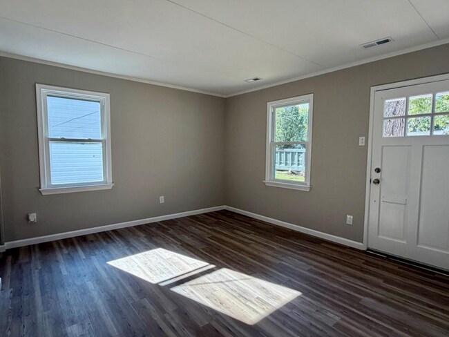 Foto del edificio - Charming Ranch in the Heart of Hampton, VA