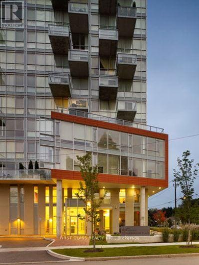 Building Photo - 30 Canterbury Pl