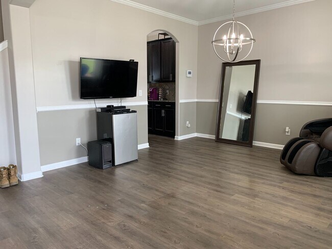 Foto del edificio - Beautiful 4 bedroom home! 8 Coronedo Lane ...