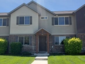 Building Photo - 1159 W 100 S
