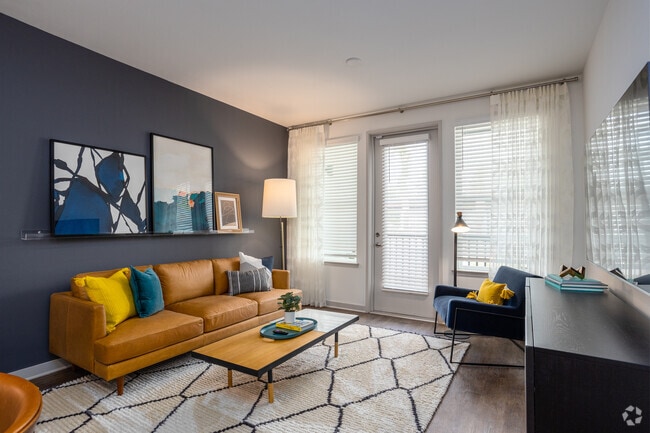 2BR, 2BA - 1,169SF - The Felix