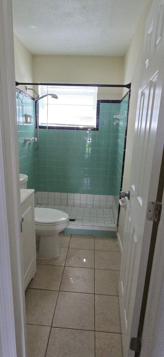 Foto del edificio - 3049 2nd St