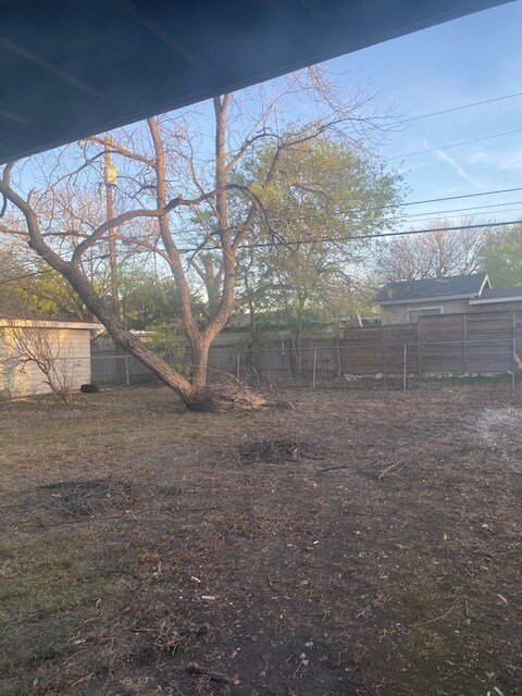 Foto del edificio - 154 Greenhaven Dr