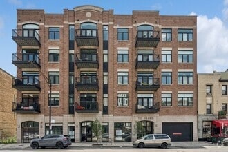 Building Photo - 711 W Grand Ave