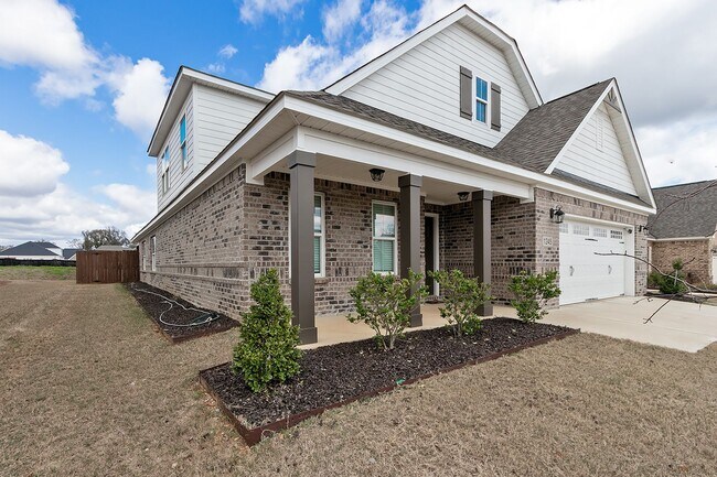 Building Photo - Home for rent in Prattville