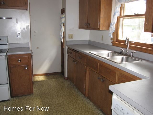 Foto del edificio - 3 br, 1 bath House - 7215 12th Ave S.