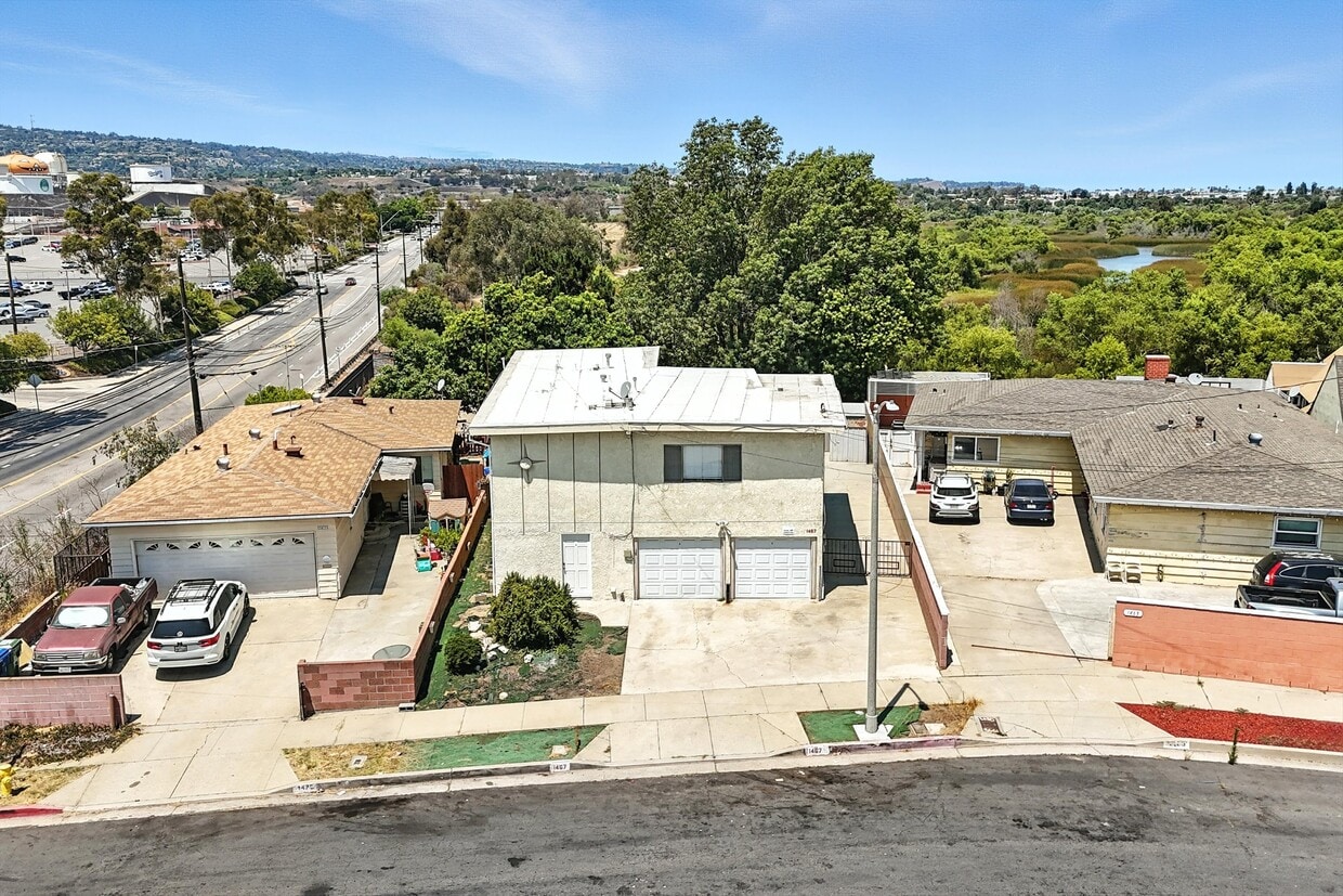 Primary Photo - 1467 W I St