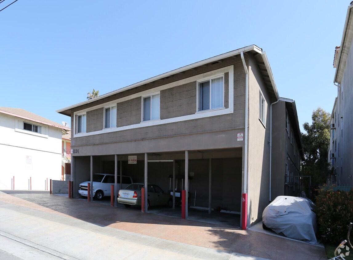 Building Photo - 4224 S Centinela Ave