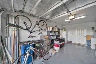 Building Photo - 13225 Silver Thorn Loop