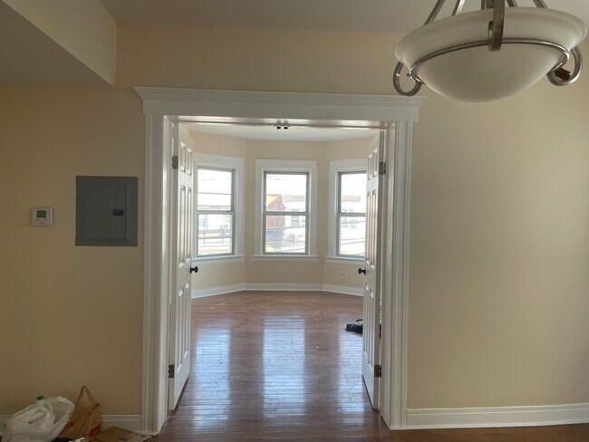 Foto del edificio - 96 11th Ave W