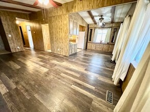 Building Photo - 287 Meander Dr