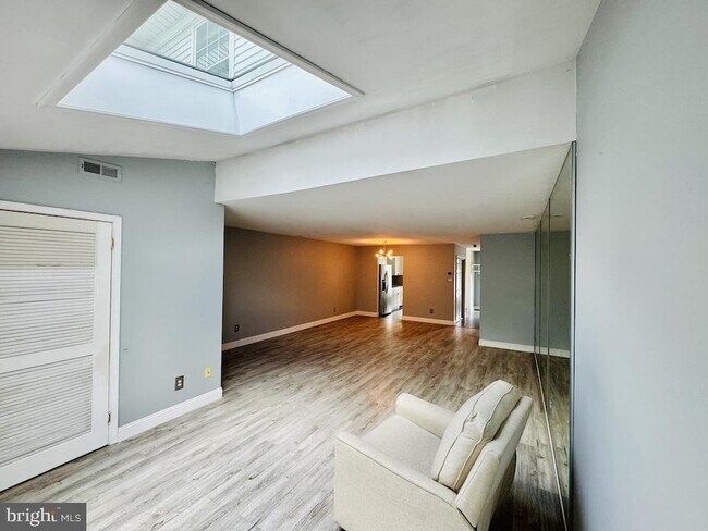 Foto del edificio - 22 Wyckwood Ct