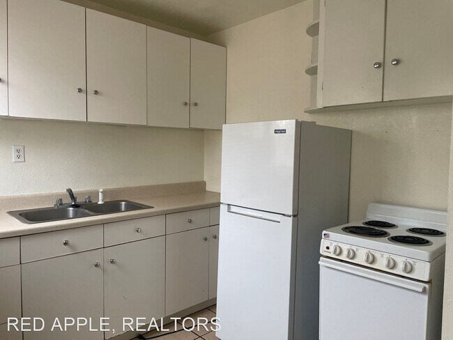 Foto del edificio - 1 br, 1 bath House - 203 College Dr