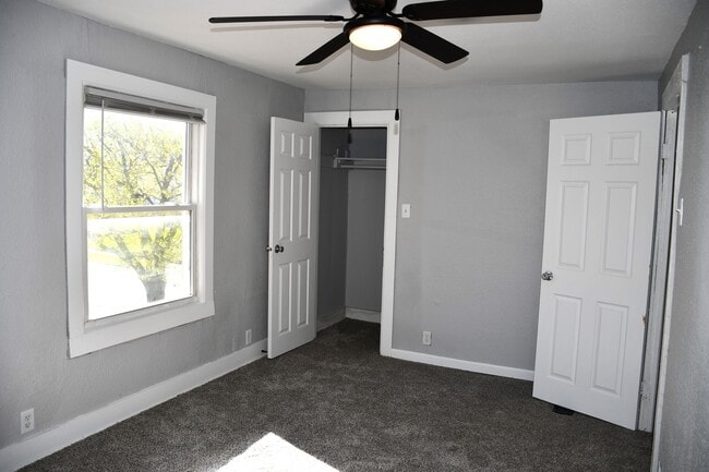 Building Photo - NEW LISTING!!! 3 Bedroom House - MOVE IN SPECIAL