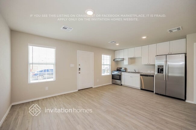 Building Photo - 14630 Source Cir
