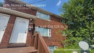 Building Photo - 2055 Quayle Dr
