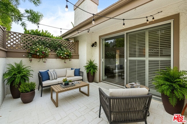 Building Photo - 17114 Palisades Cir