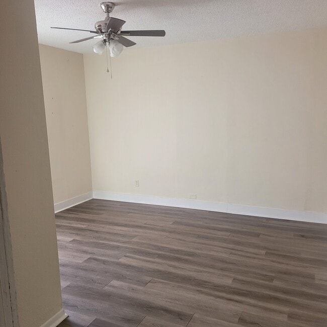 Foto del edificio - 507 8th St N